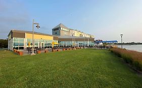 41 Lakefront Hotel, Trademark Collection By Wyndham